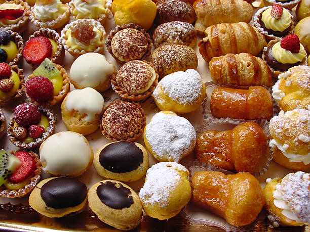 Choosing a Bakery When Buying Oriental Pastries